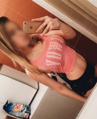 Опытная и раскрепощенная дама приглашает в гости и гарантирует незабываемый отдых. Забудь обо всем и погрузись в мир наслаждения вместе со мной. 13438, 23 года